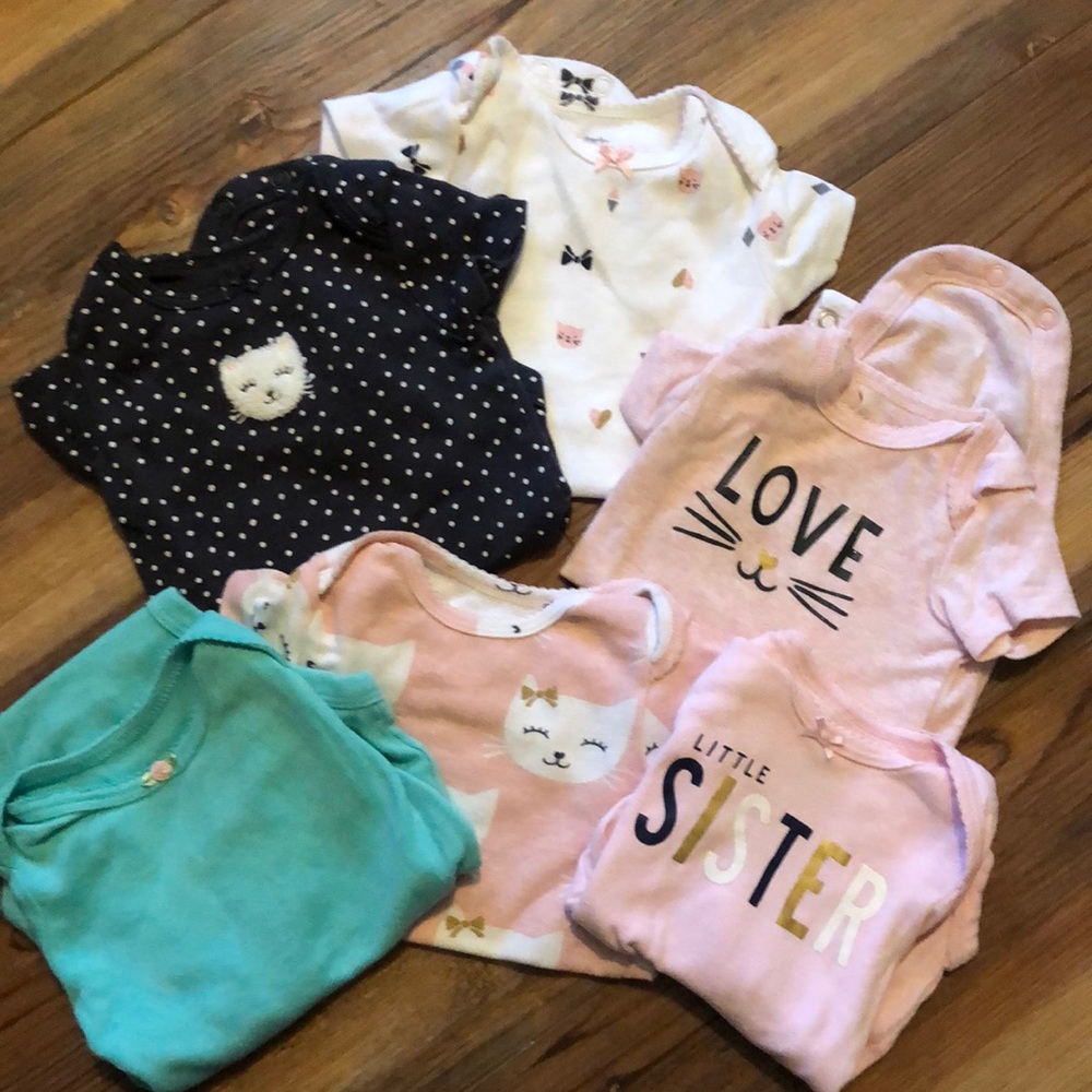 Carter’s 3m onsie bundle